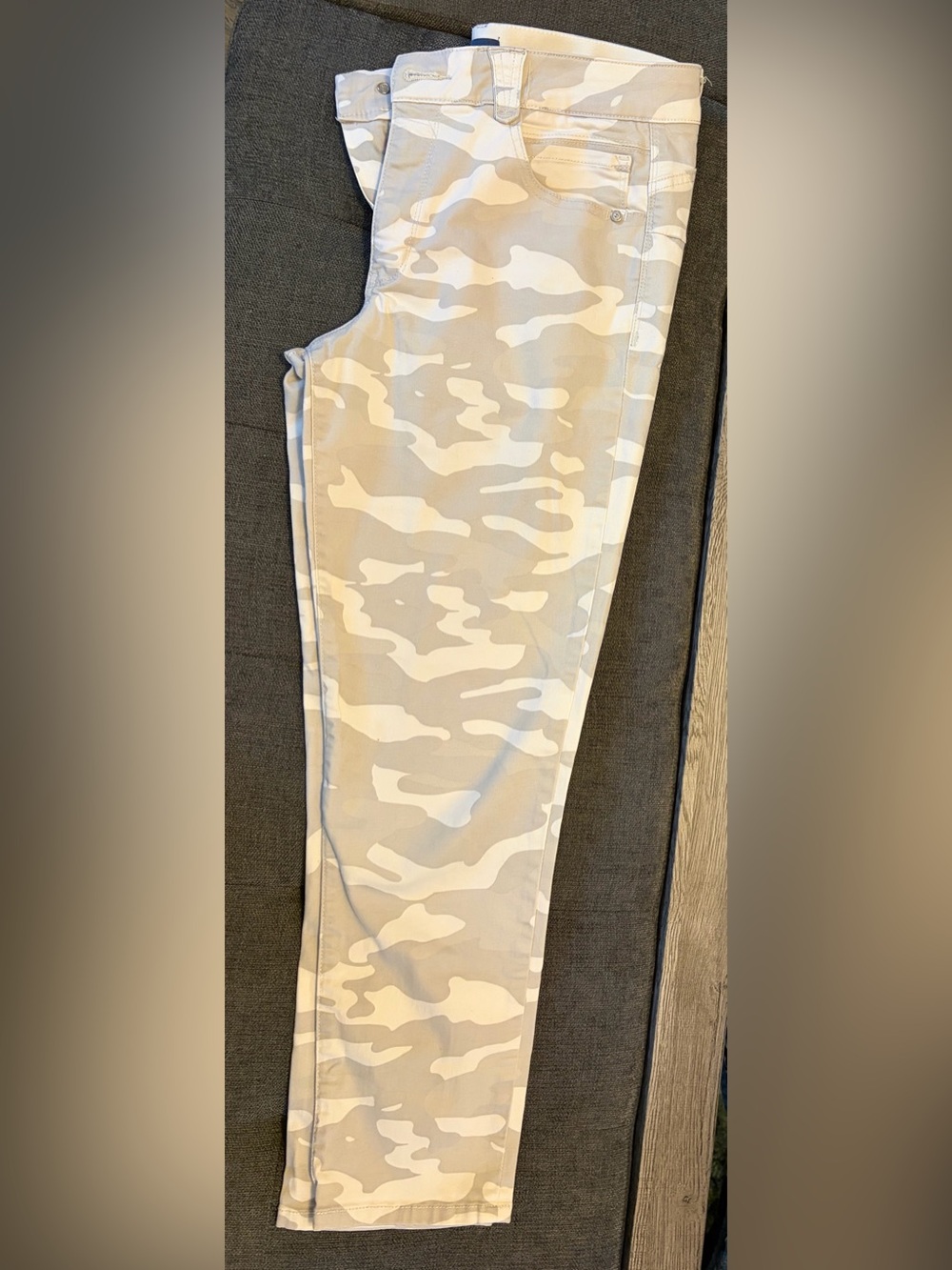 Democracy Gray & White Camo Cargo Pants - Picture 3 of 3